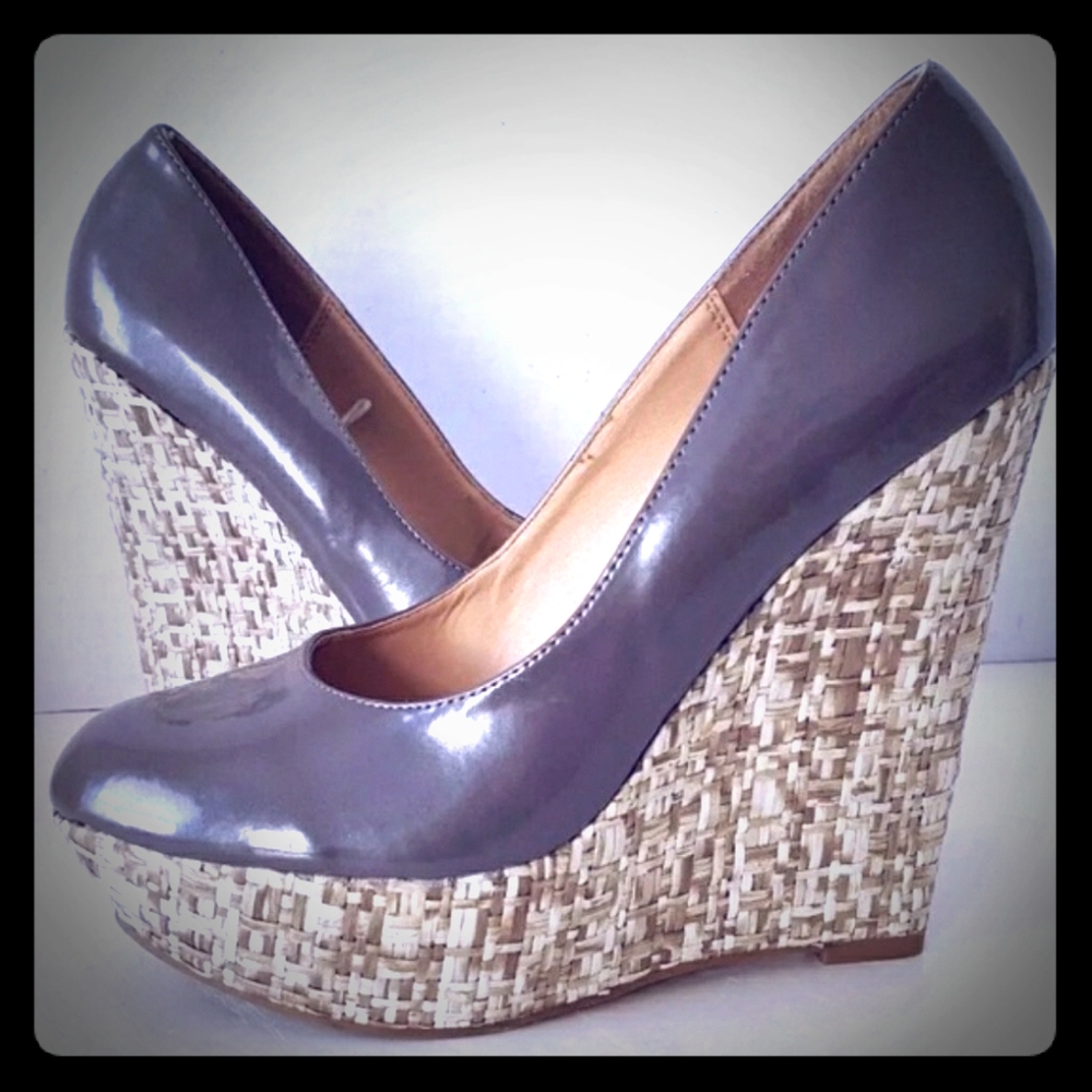 Steve Madden Patent Grey P-ELLI Pelli Wedges 7